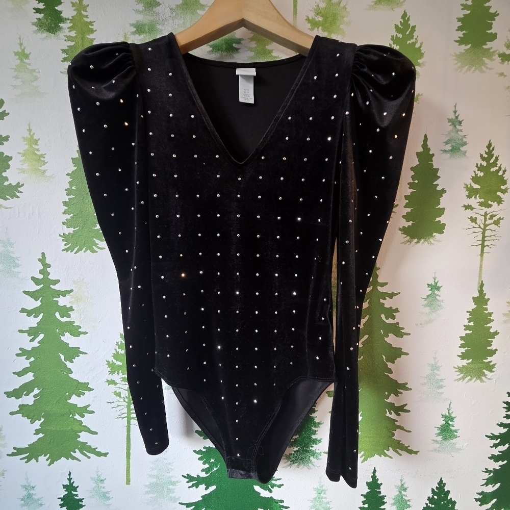 Elegant H&M Black Velvet Bodysuit with Rhinestones